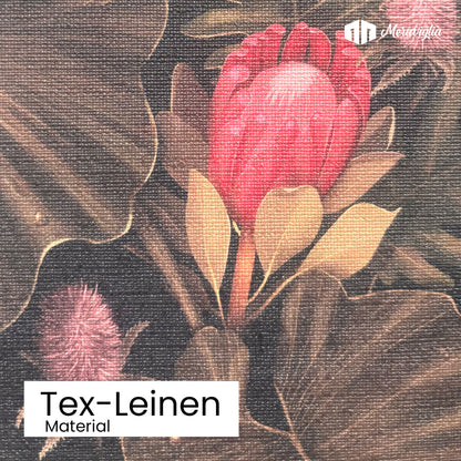 dunkle Tapete mit Blättern und rosa pinken Blüten in Material mit Leinenstruktur